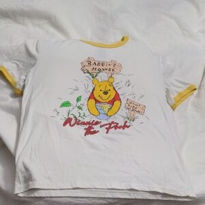 Disney Winnie The Pooh Ringer T-shirt Size Medium